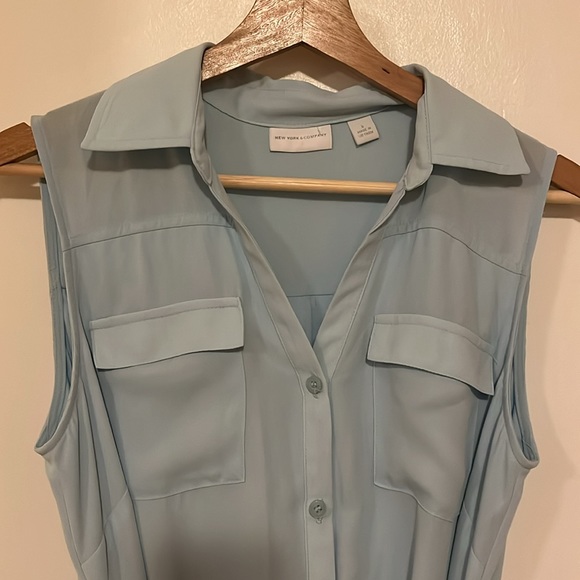 New York and Company Sleeveless Dress - Picture 5 of 9